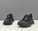 Sneakers Track